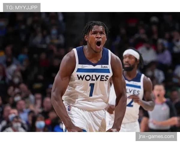 内内低位策应改变进攻节奏，提升球队二次进攻效率