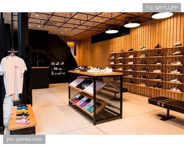 何冰娇的鞋柜堪比潮牌店，她训练完直接去买新限量款？